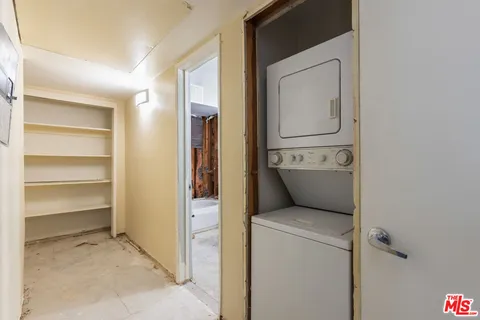 $799,000 | 848 North Kings Road, Unit 208, West Hollywood, CA 90069