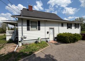 4715 Brooklyn Road Jackson, MI 49201 - Photo 3 of 40 image2