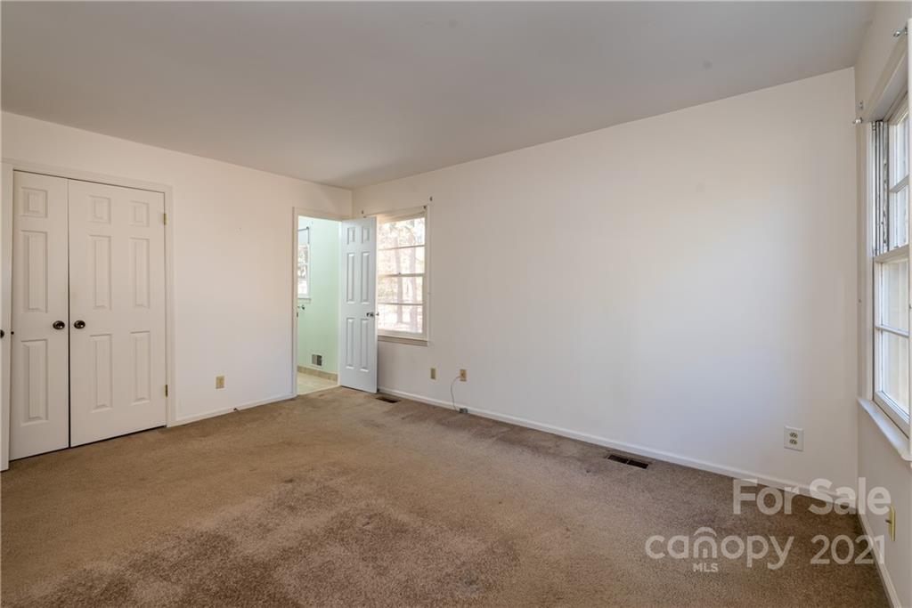 8416 Castlekeep Road Charlotte, NC 28226 - Photo 14 of 28 Gallery Image 14