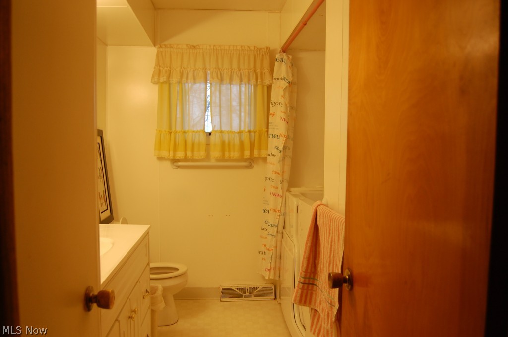 1845 Berna Road Akron, OH 44312 - Photo 3 of 10