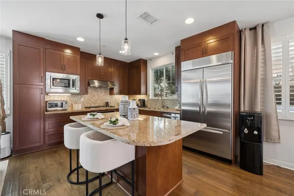 $1,700,000 | 10 Wild Rose, Lake Forest, CA 92630