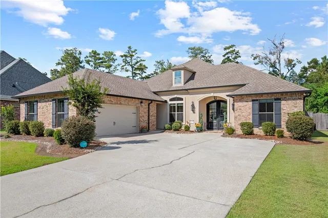$570,000 | 512 Kristian Court, Madisonville, LA 70447