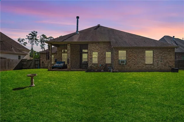$570,000 | 512 Kristian Court, Madisonville, LA 70447