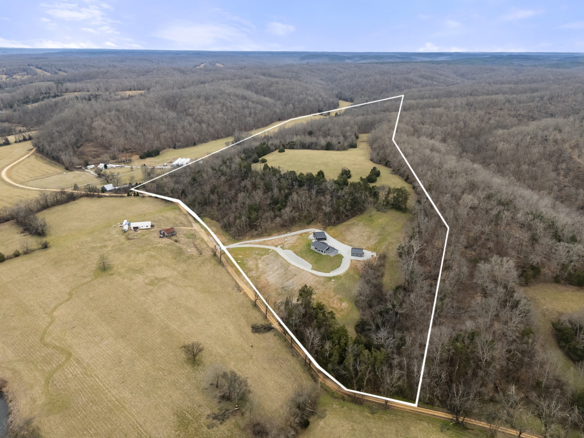 1447 West Beaverdam Road Centerville, TN 37033 - Photo 31 of 58 Gallery Image 31