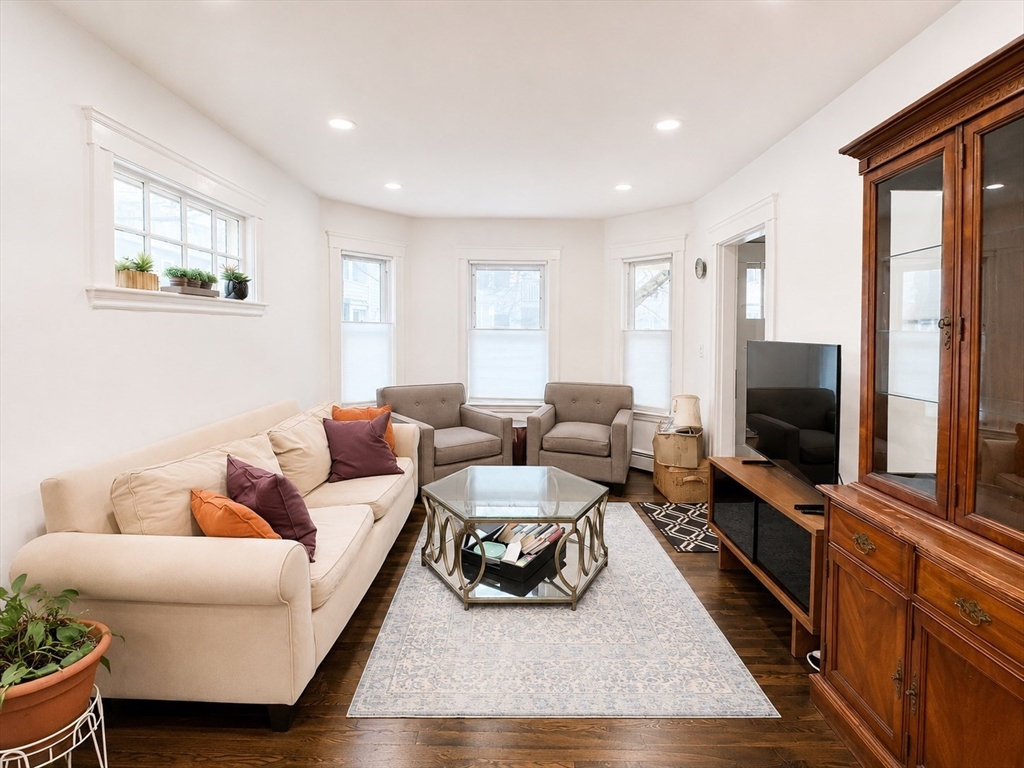 8 Rose Street, Unit 8 Somerville, MA 02143 - Photo 6 of 13