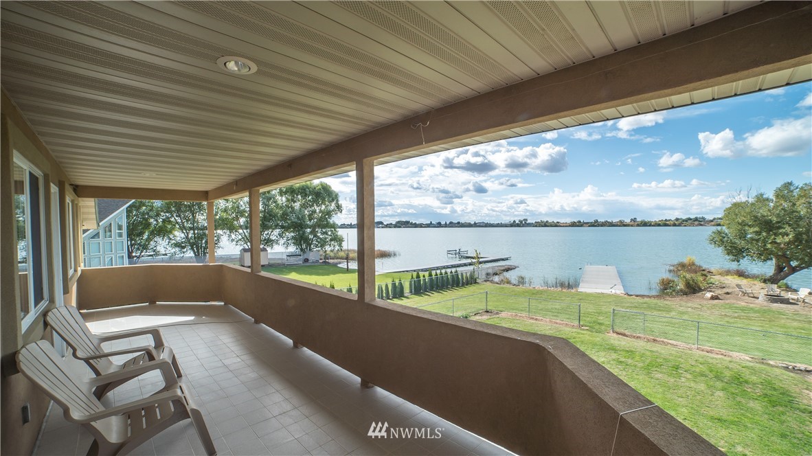 3122 Wild Goose Road Northeast Moses Lake, WA 98837 - Photo 12 of 25 Gallery Image 12