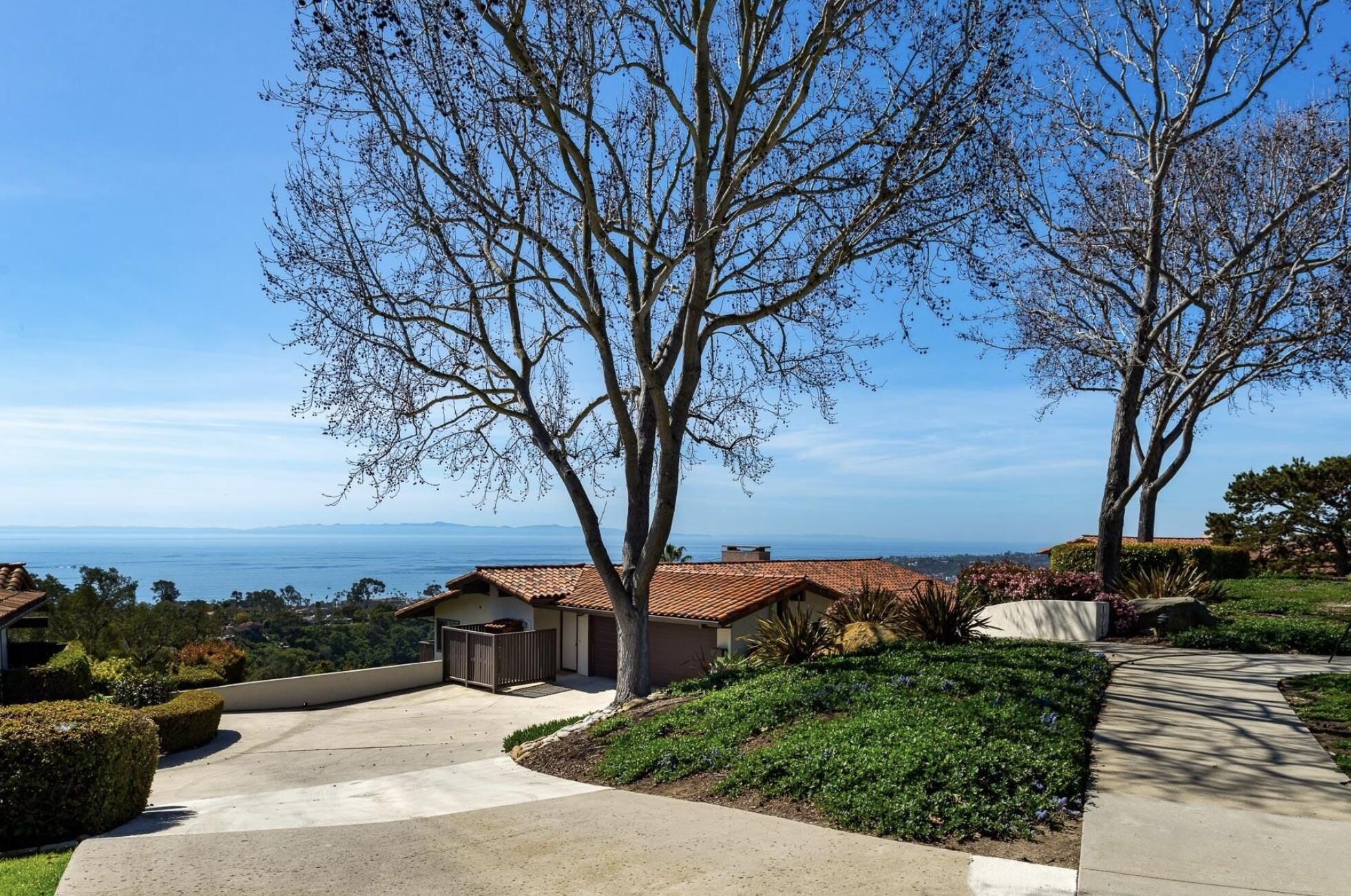 174 Coronada Circle Santa Barbara, CA 93108 - Photo 28 of 33 a view of a pathway with a yard
