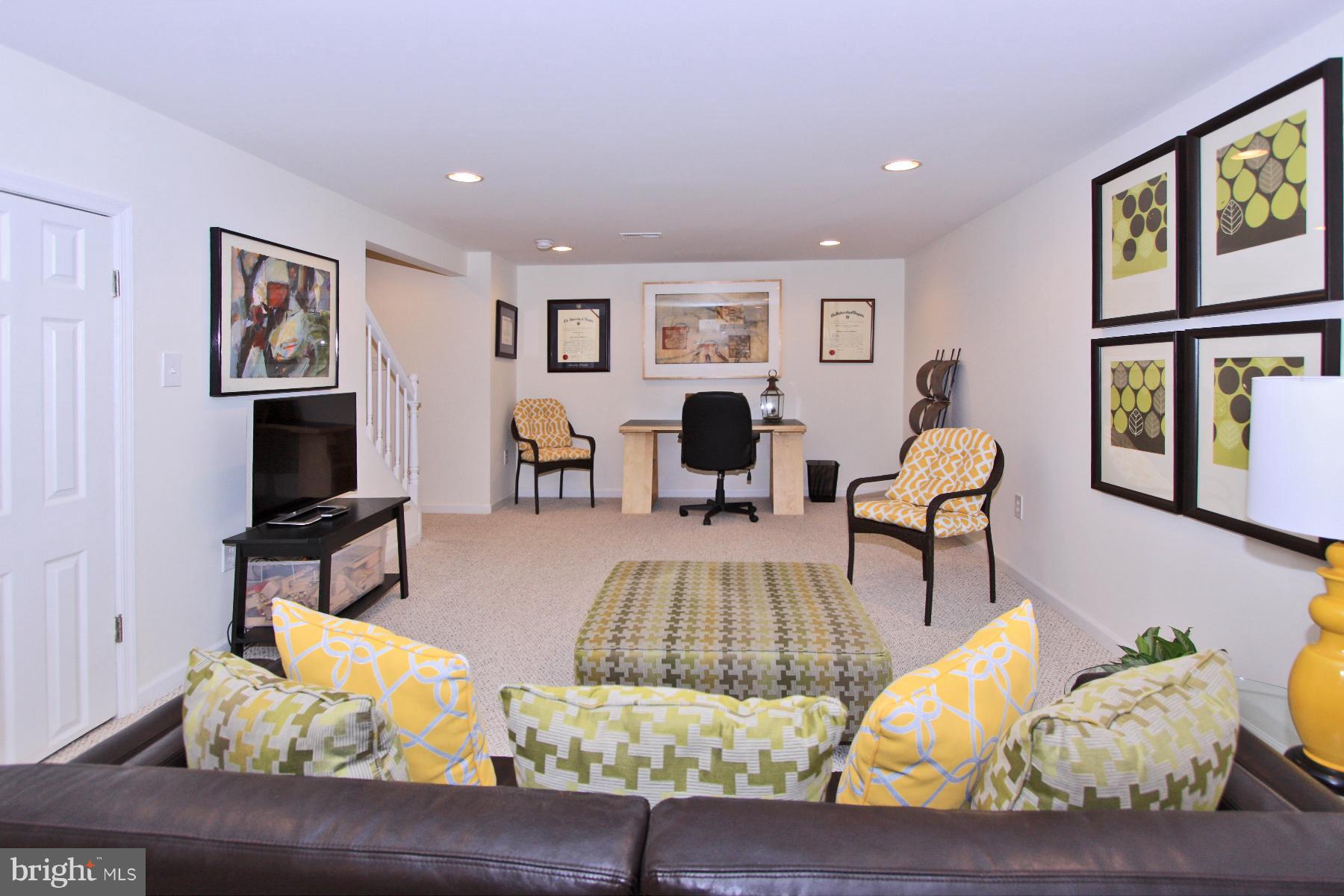 1583 Regatta Lane Reston, VA 20194 - Photo 22 of 30 Recreation Room