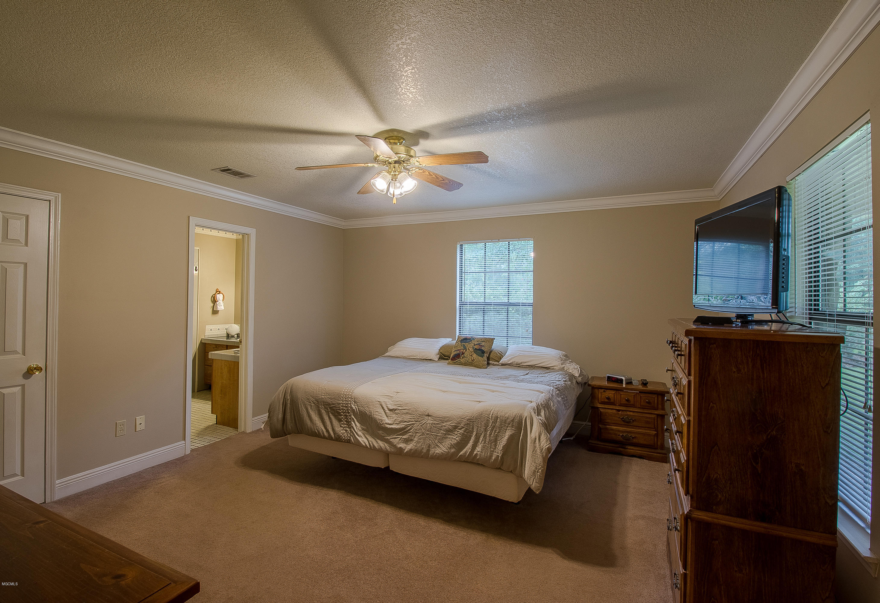 14901 Glendale Road Ocean Springs, MS 39565 - Photo 6 of 16 Master Bedroom