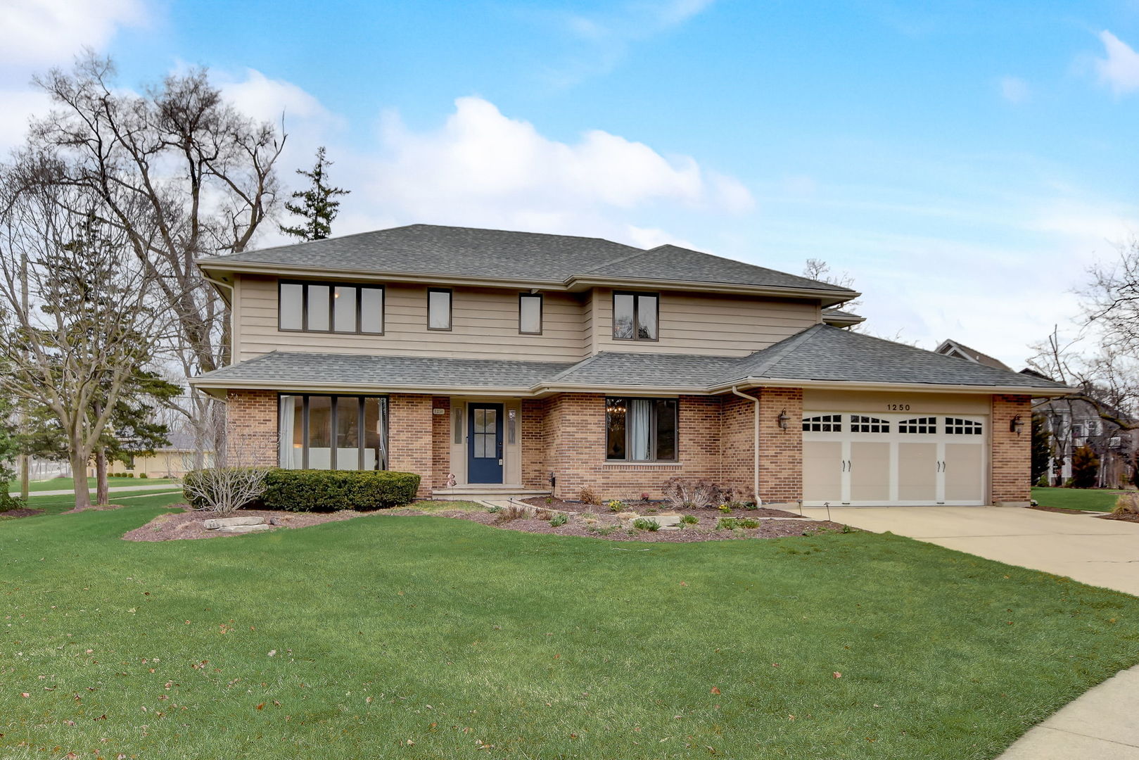 1250 Wallen Place, Downers Grove, IL 60516 Compass