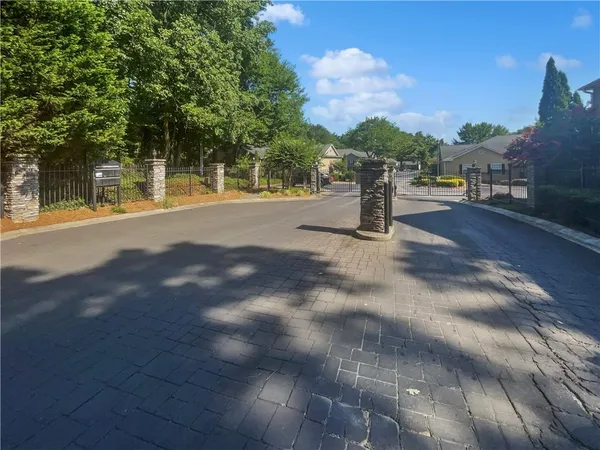 $217,000 | 806 Brighton Point, Atlanta, GA 30328