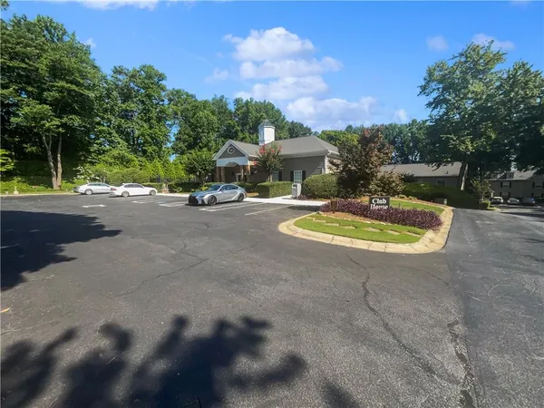 $217,000 | 806 Brighton Point, Atlanta, GA 30328