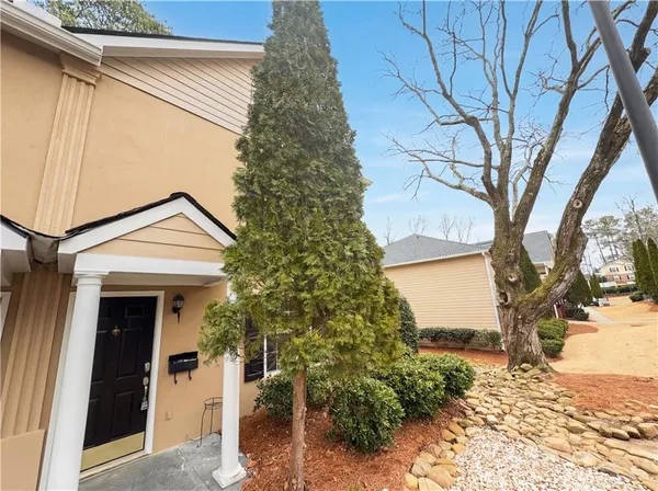 $217,000 | 806 Brighton Point, Atlanta, GA 30328