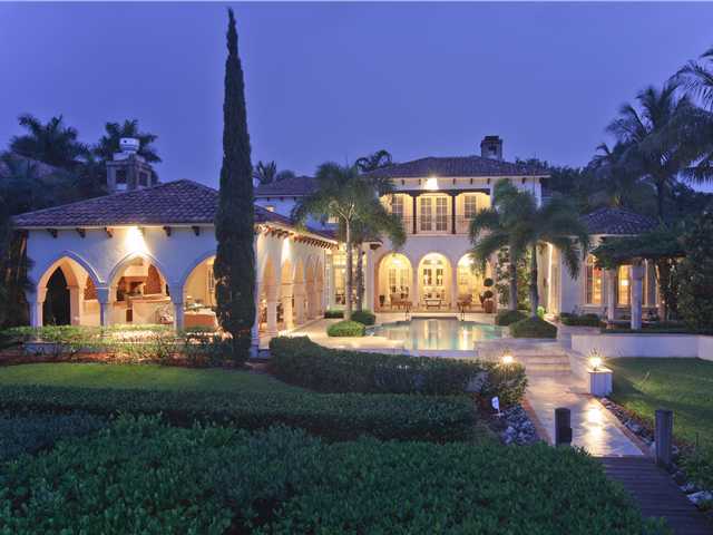 353 Old Jupiter Beach Road Jupiter, FL 33477 - Photo 14 of 37 Exterior Night