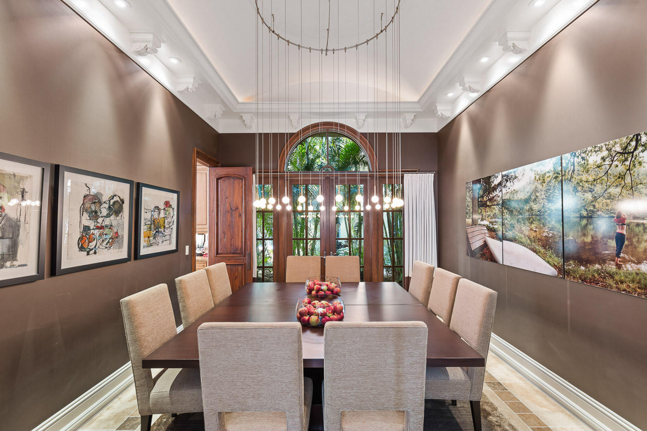 353 Old Jupiter Beach Road Jupiter, FL 33477 - Photo 26 of 37 Formal Dining