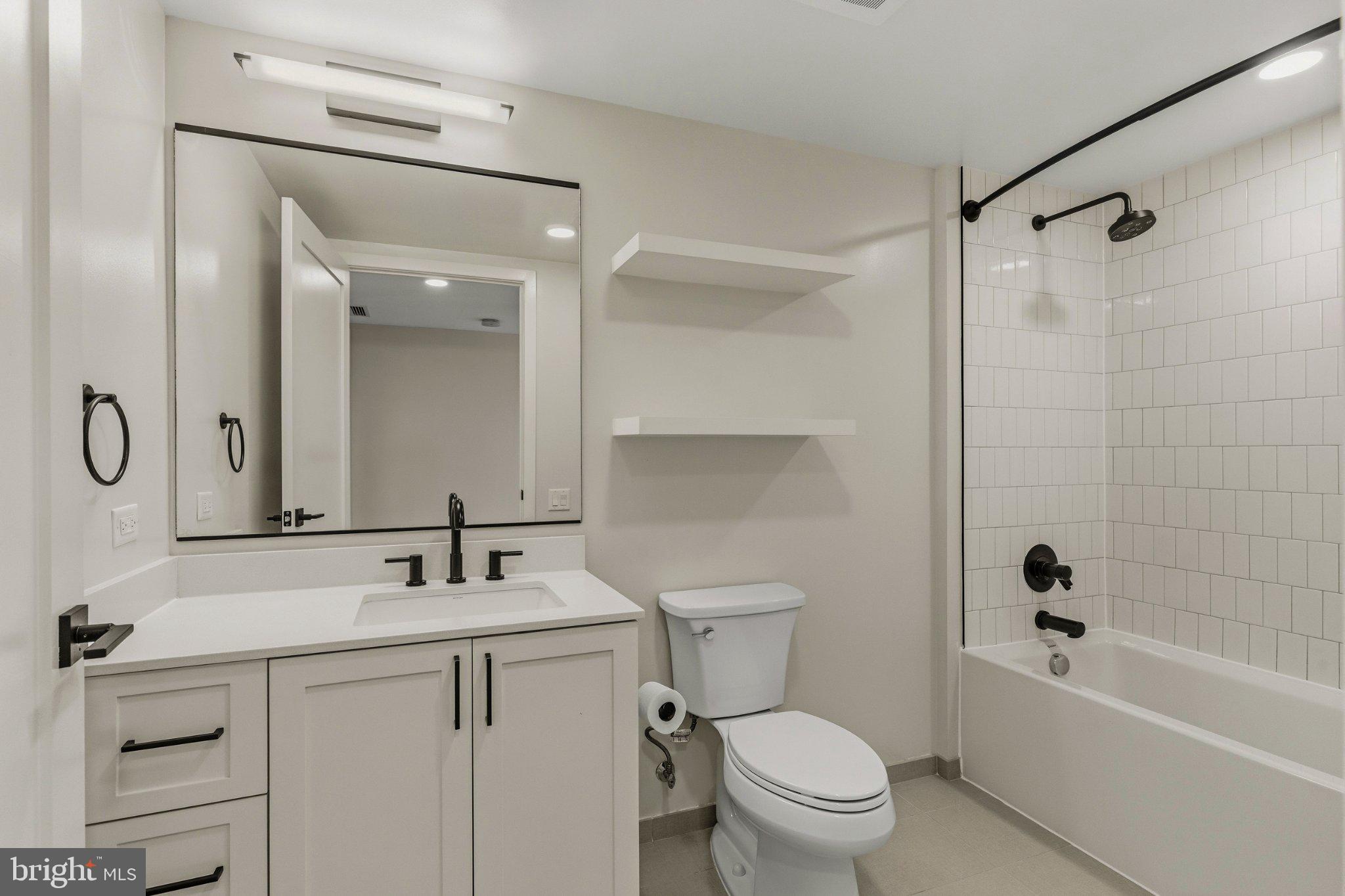 1211 Van Street Southeast, Unit 818 Washington, DC 20003 - Photo 20 of 39 Spacious second bathroom