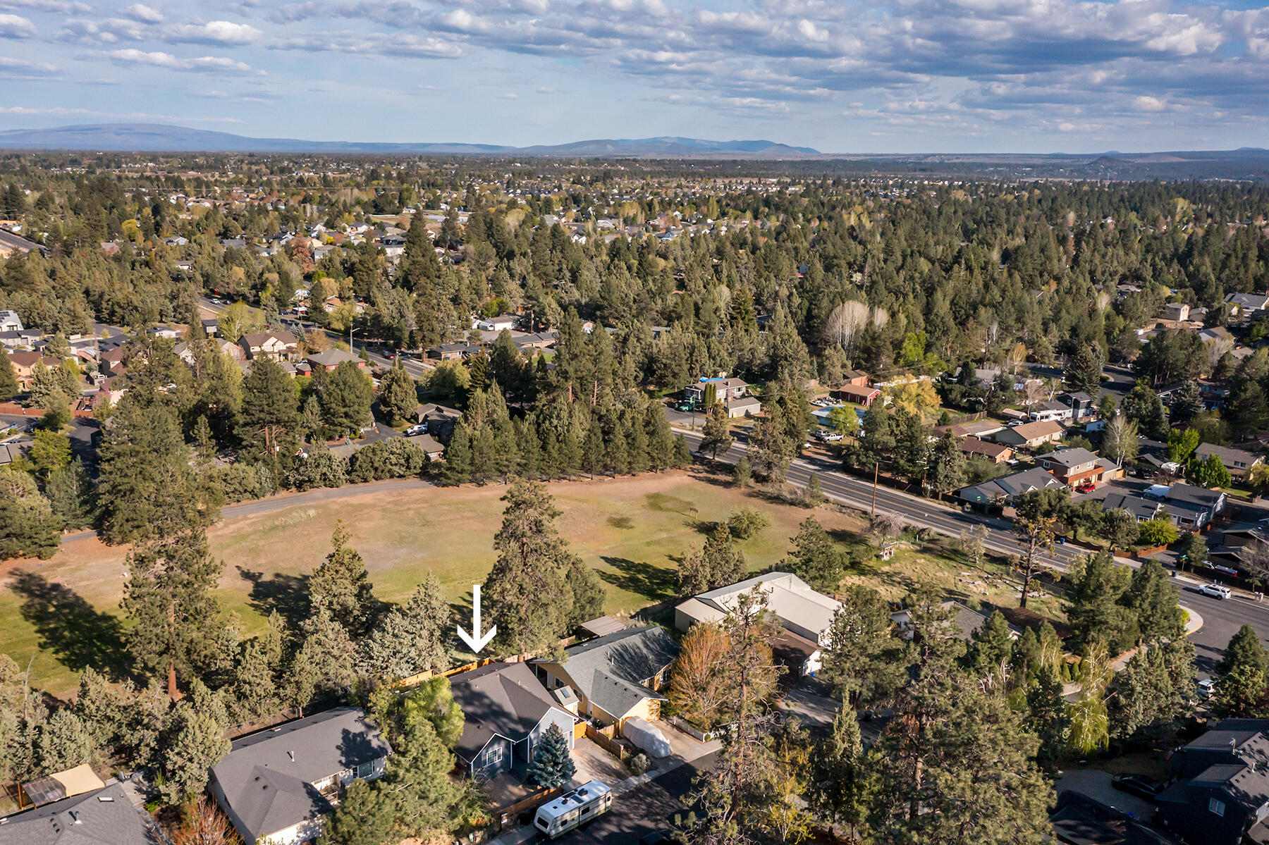 210 Northeast Alpenview Lane Bend, OR 97701 - Photo 35 of 36