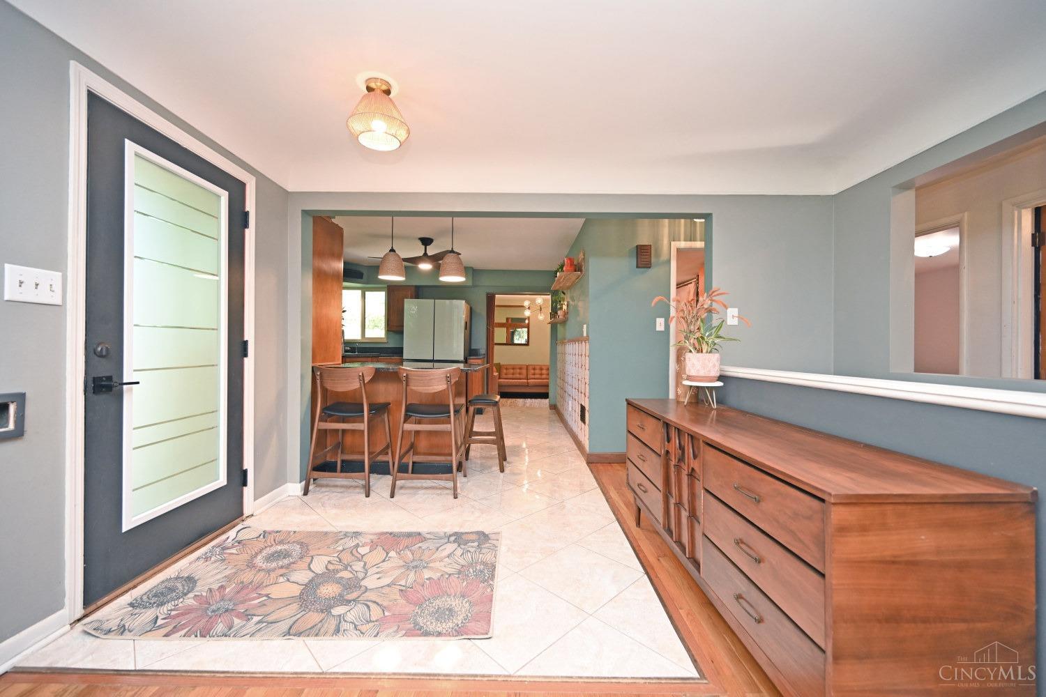 1736 Hunt Road Reading, OH 45215 - Photo 8 of 61 Gallery Image 8