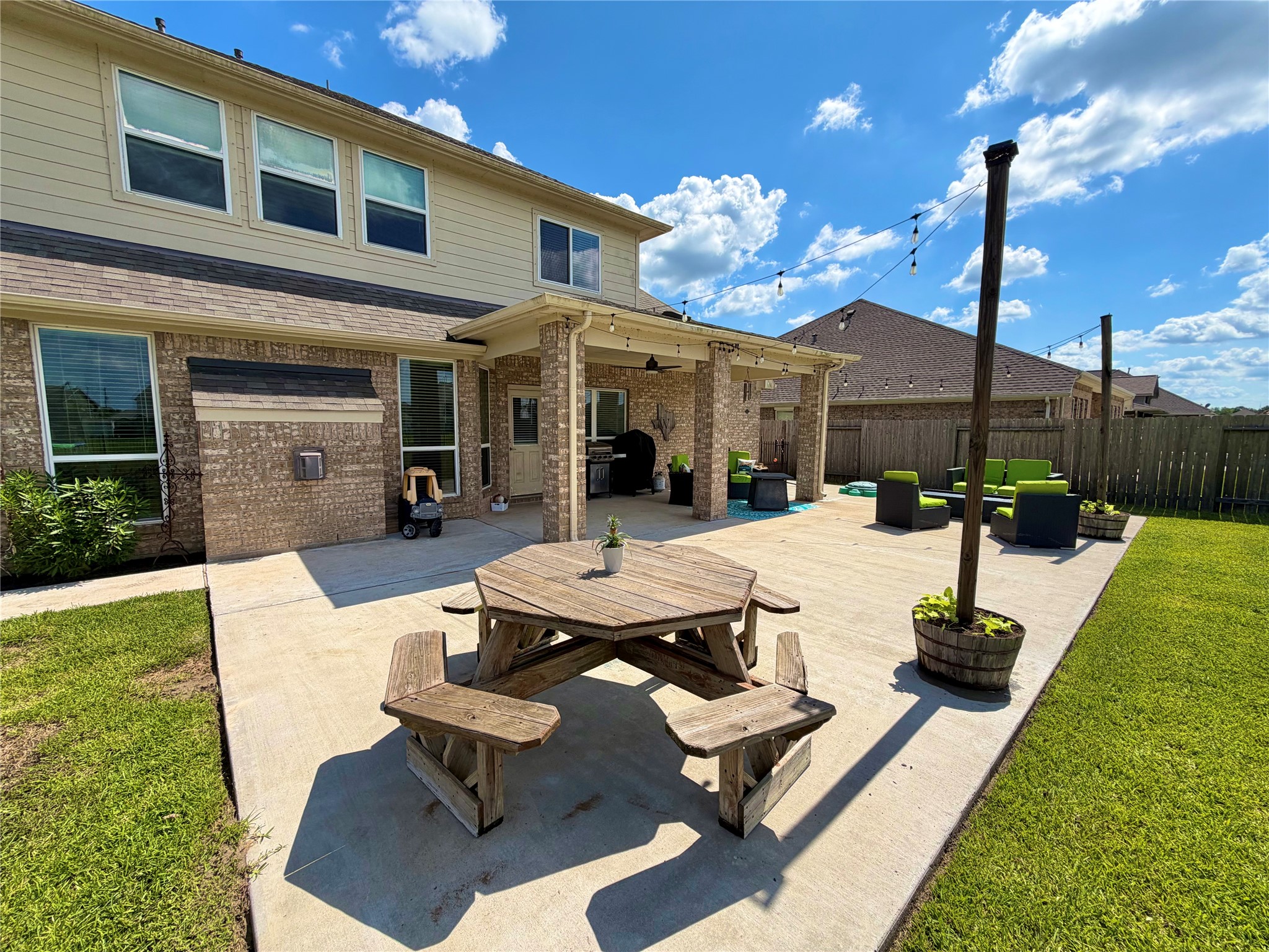 1217 Laurel Loop Angleton, TX 77515 - Photo 49 of 50