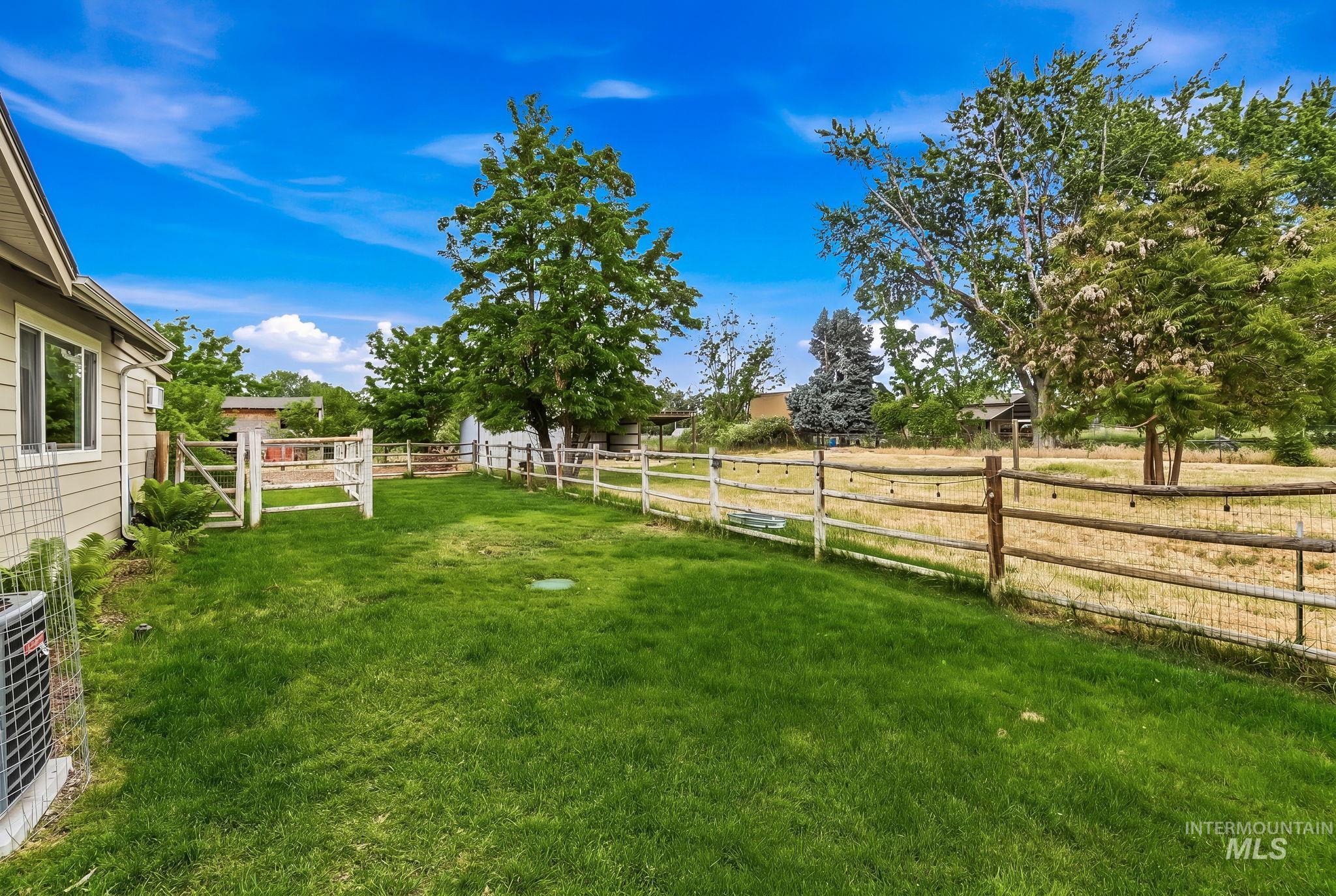 1621 Artesian Road Eagle, ID 83616 - Photo 37 of 50