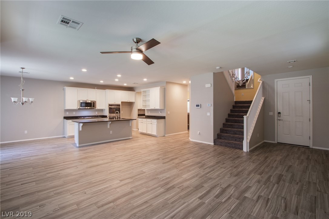 6191 Canterbury Field Road Las Vegas, NV 89113 - Photo 5 of 50