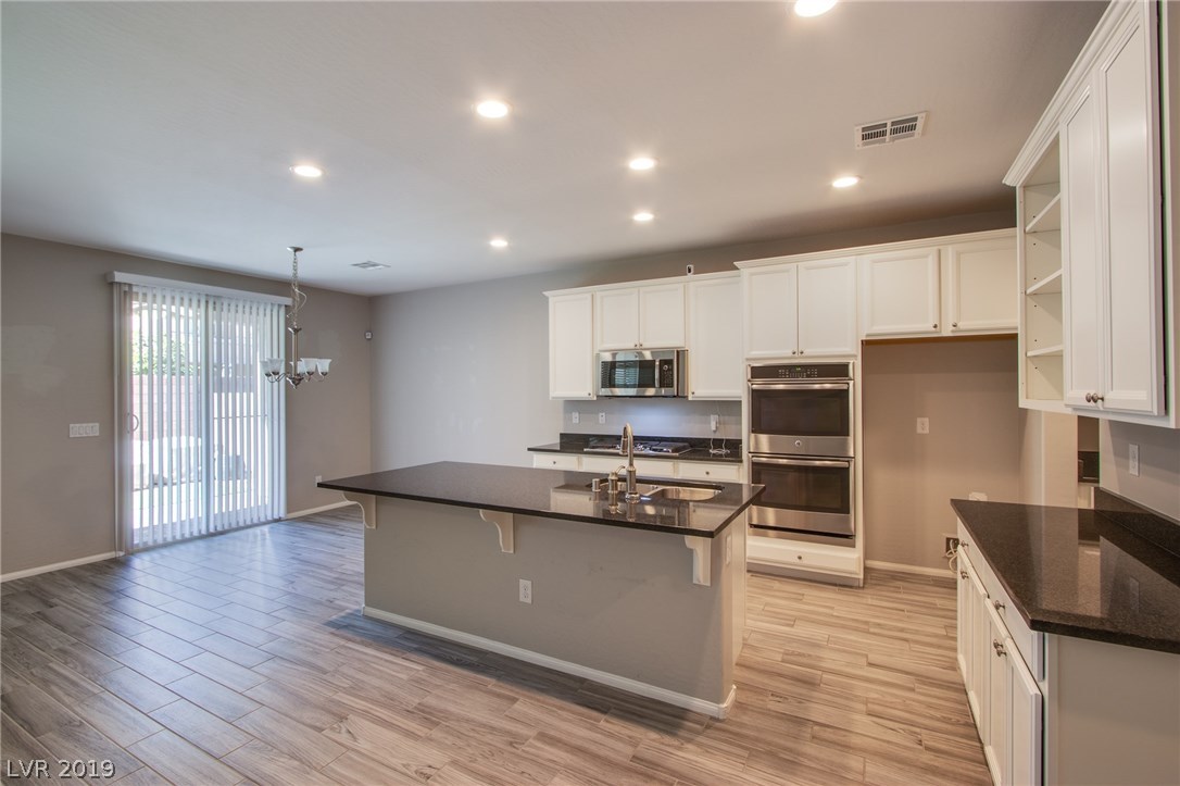 6191 Canterbury Field Road Las Vegas, NV 89113 - Photo 6 of 50