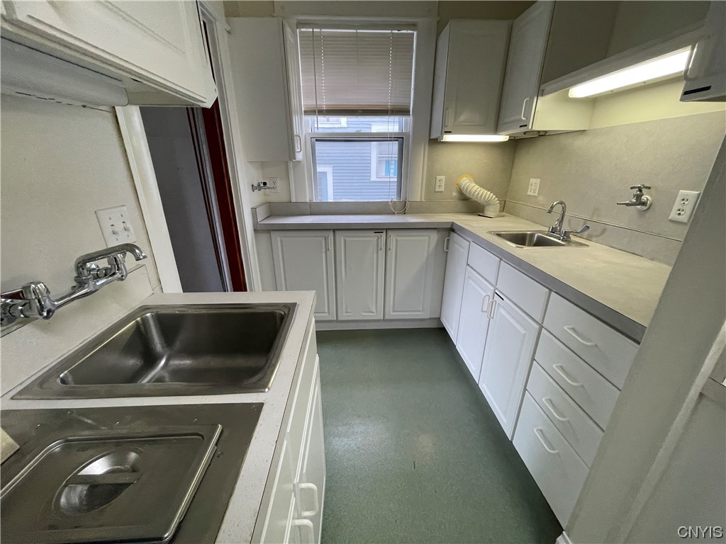 231 Broad Street Oneida, NY 13421 - Photo 22 of 46