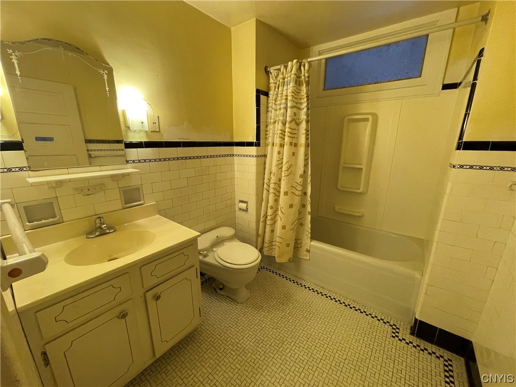 231 Broad Street Oneida, NY 13421 - Photo 36 of 46