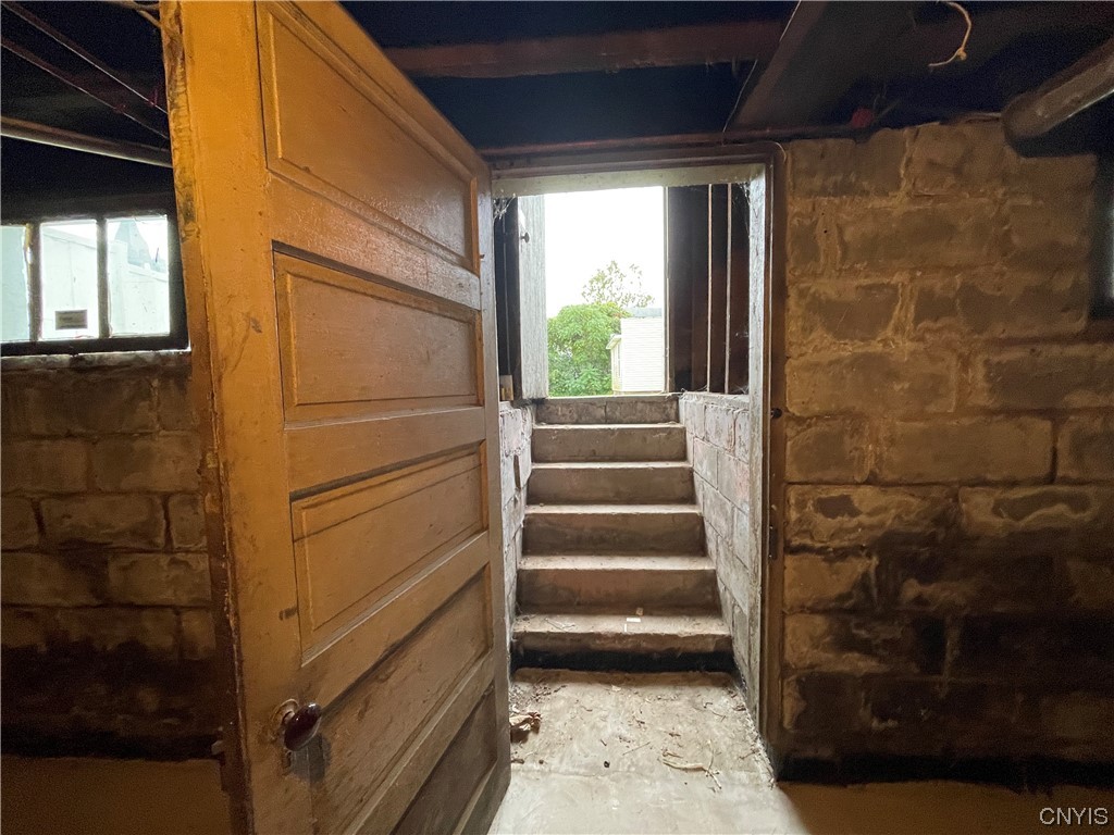 231 Broad Street Oneida, NY 13421 - Photo 39 of 46