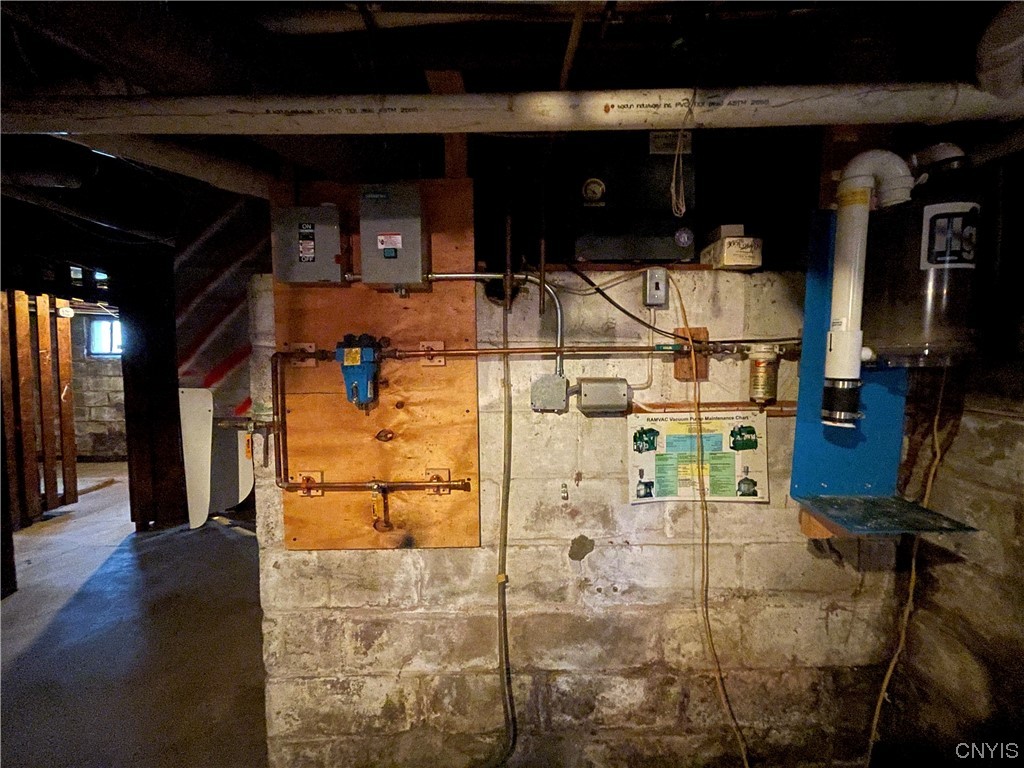 231 Broad Street Oneida, NY 13421 - Photo 40 of 46