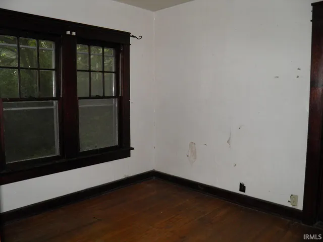 $1,395 | 551 South Washington Street, Bloomington, IN 47401