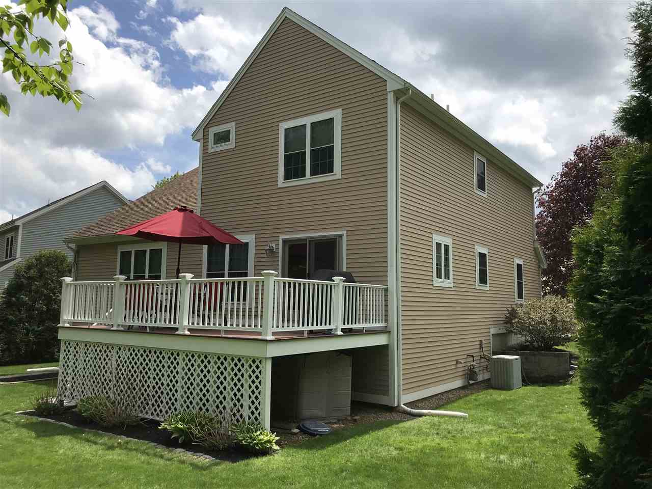 44 Exeter Farms Road Exeter, NH 03833 - Photo 4 of 6