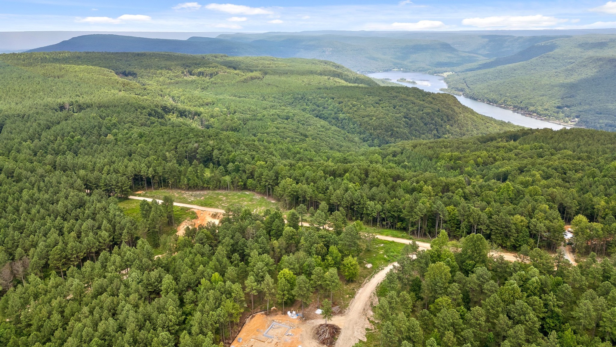 0 Whispering Way Guild, TN 37340 - Photo 15 of 39 a view of a lake and mountain