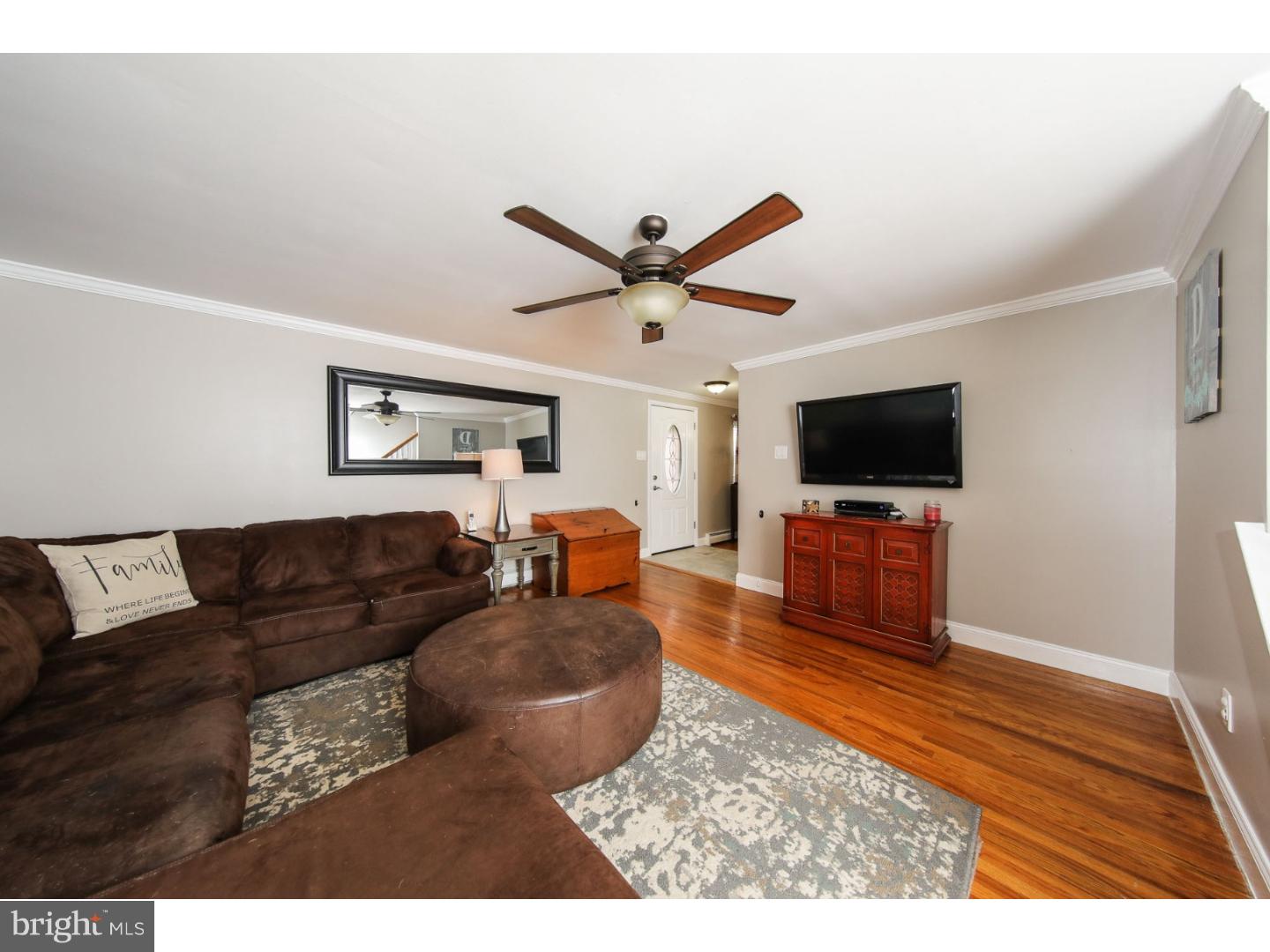 7333 Hiola Road Philadelphia, PA 19128 - Photo 5 of 25 Gallery Image 5