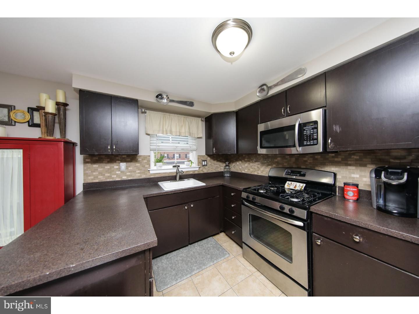 7333 Hiola Road Philadelphia, PA 19128 - Photo 10 of 25 Gallery Image 10