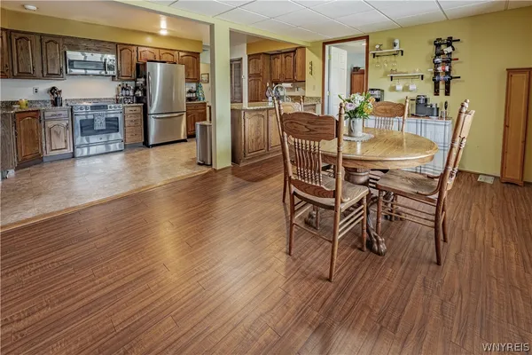 $429,999 | 1693 West Creek Road, Newfane, NY 14028
