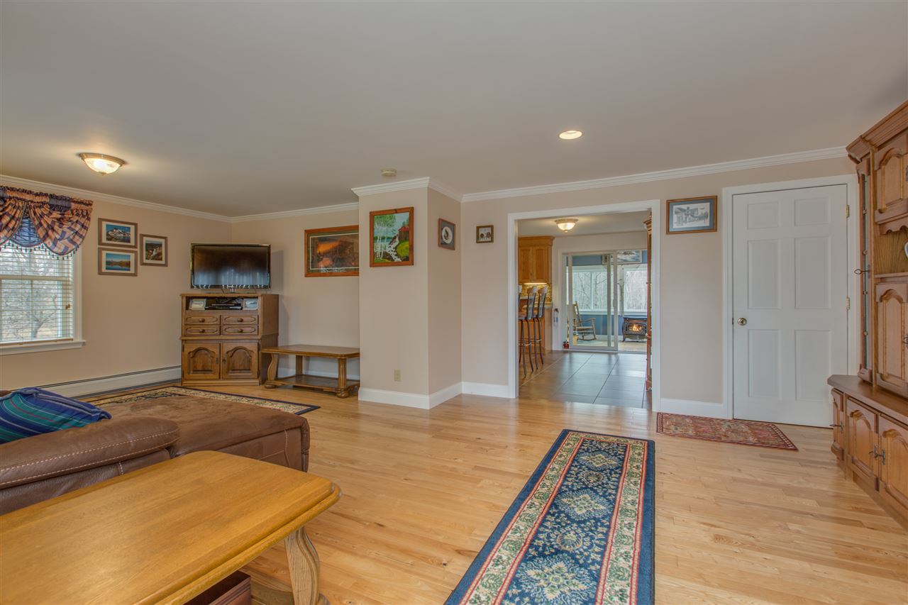 155 S Road Deerfield, NH 03037 - Photo 8 of 40 Gallery Image 8