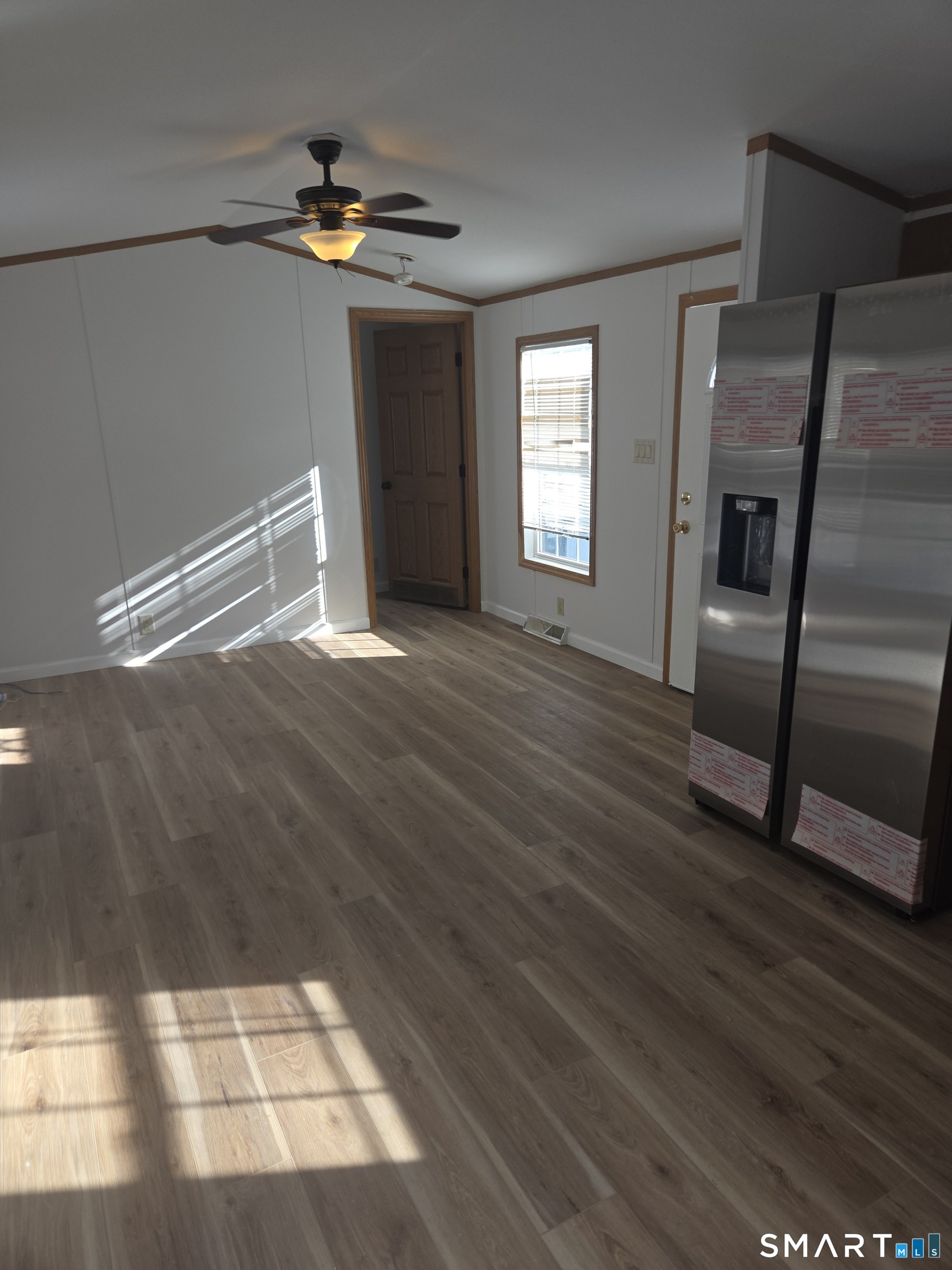 53 Prentice Street Norwich, CT 06380 - Photo 3 of 13