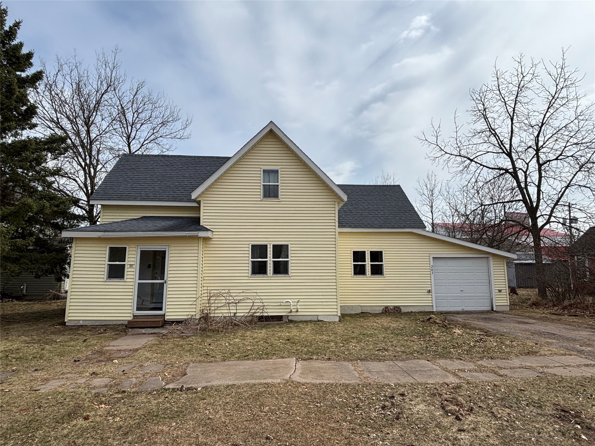 203 9th Street Cameron, WI 54822 - Photo 1 of 46