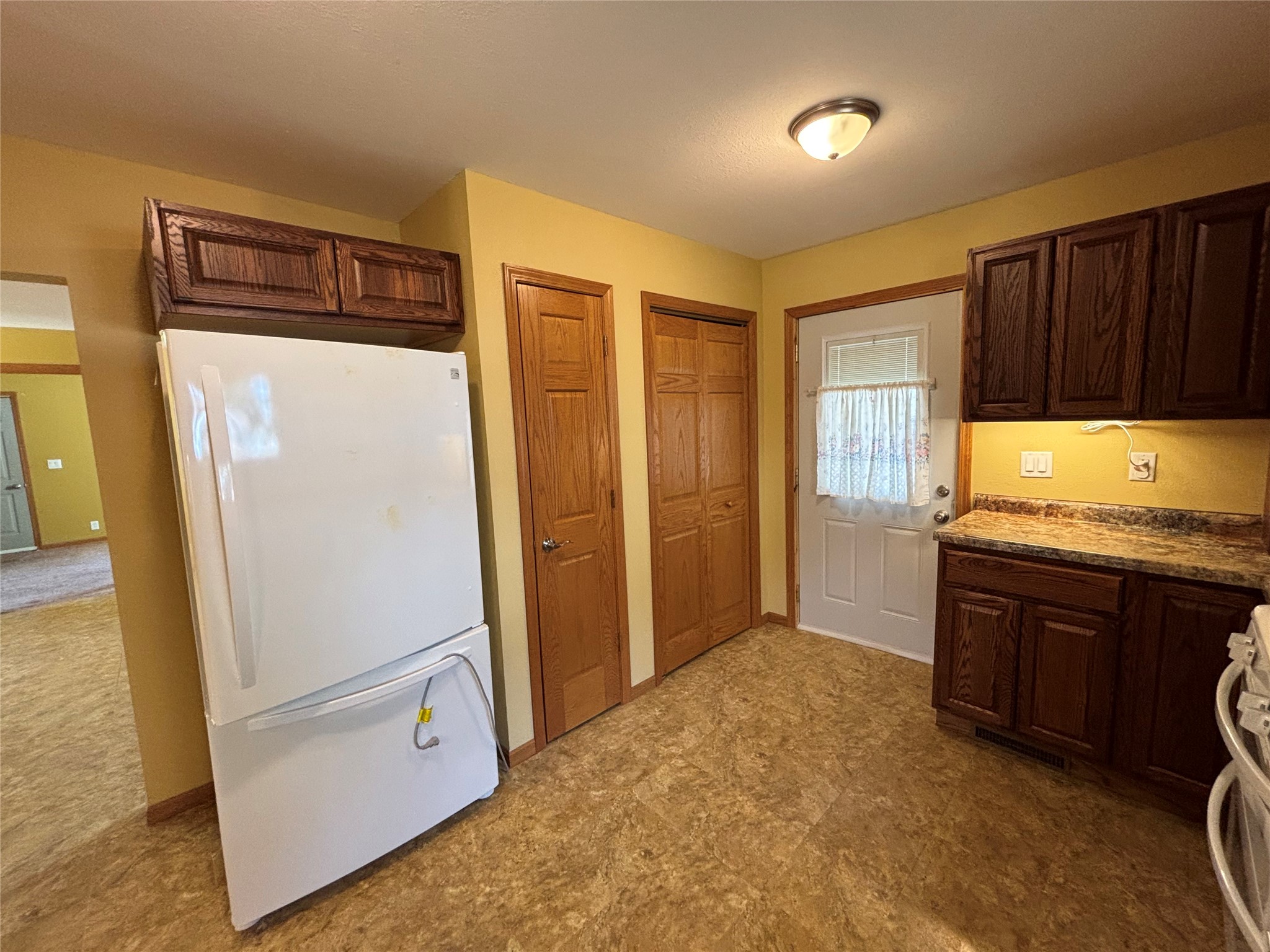 203 9th Street Cameron, WI 54822 - Photo 10 of 46