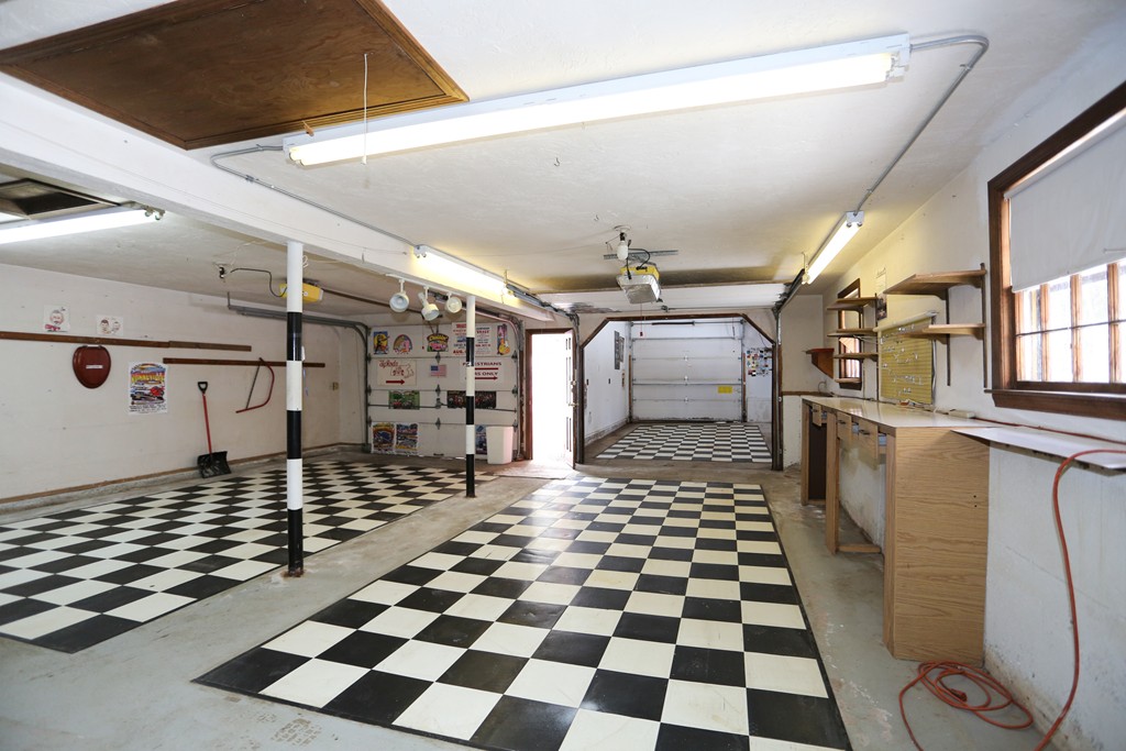 39 Juniper Road Marlborough, MA 01752 - Photo 27 of 29 Gallery Image 27