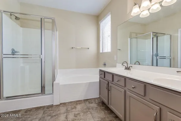 $2,195 | 1886 East Don Carlos, Unit 126, Tempe, AZ 85281