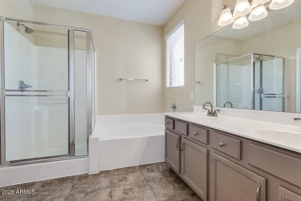 $2,300 | 1886 East Don Carlos, Unit 126, Tempe, AZ 85281