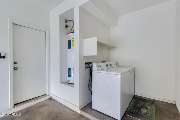 $2,195 | 1886 East Don Carlos, Unit 126, Tempe, AZ 85281