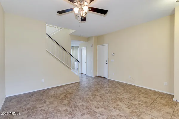 $2,300 | 1886 East Don Carlos, Unit 126, Tempe, AZ 85281
