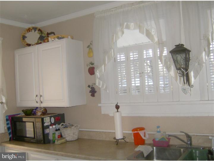 1351 Harding Road Vineland, NJ 08361 - Photo 4 of 10 Kitchen