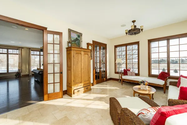 $1,124,900 | 10951 County Road 8 Southwest, Stewartville, MN 55976