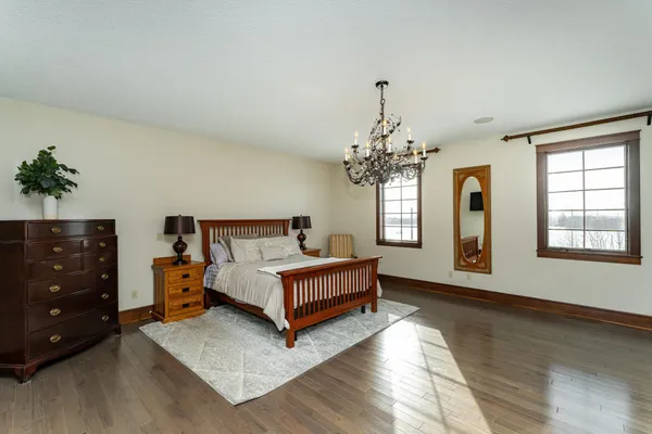 $1,124,900 | 10951 County Road 8 Southwest, Stewartville, MN 55976