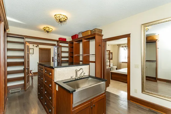 $1,124,900 | 10951 County Road 8 Southwest, Stewartville, MN 55976