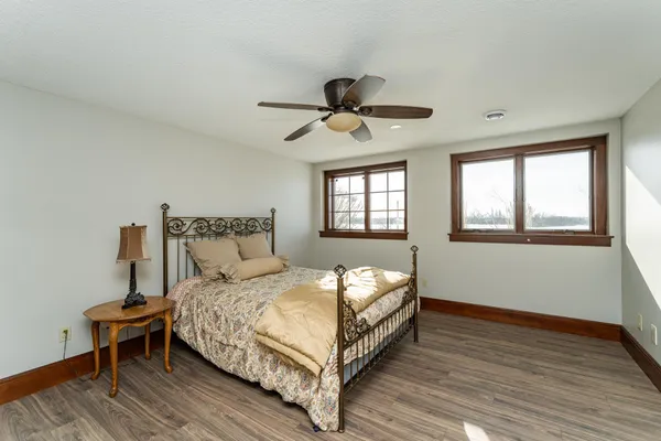 $1,099,900 | 10951 County Road 8 Southwest, Stewartville, MN 55976